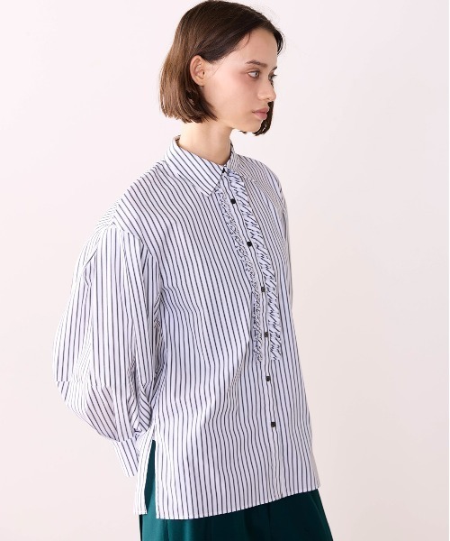 Marilyn Moon（マリリンムーン）の「tuck frill modern volume shirt（シャツ/ブラウス・レディース・サックスブルー/ホワイト/ホワイト×ブラック/ネイビー/ブラウン・FREE）」の7枚目の写真