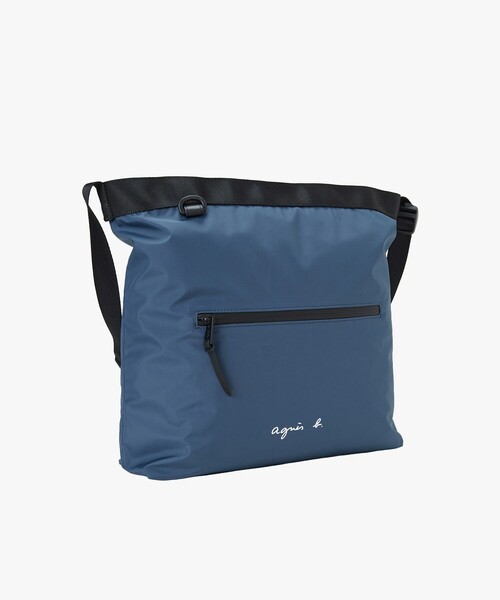 agnes b.（アニエスベー）の「ナイロン ラージ ショルダーバッグ "Fred" ABH02-02（ショルダーバッグ・メンズ・ブルー系その他・FREE）」の3枚目の写真