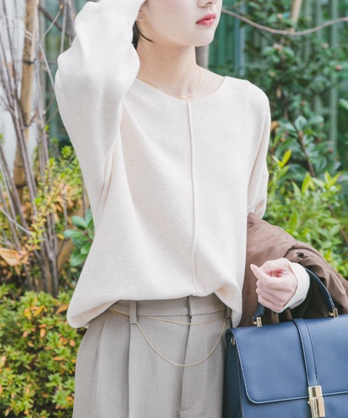 ITEMS URBANRESEARCH(アイテムズ アーバンリサーチ)の「『洗濯可』アウトリンキングVネックニット(ニット/セーター・レディース・ブラック/オフホワイト/ピンク/グレー/ホワイト系その他・FREE)」の6枚目の写真
