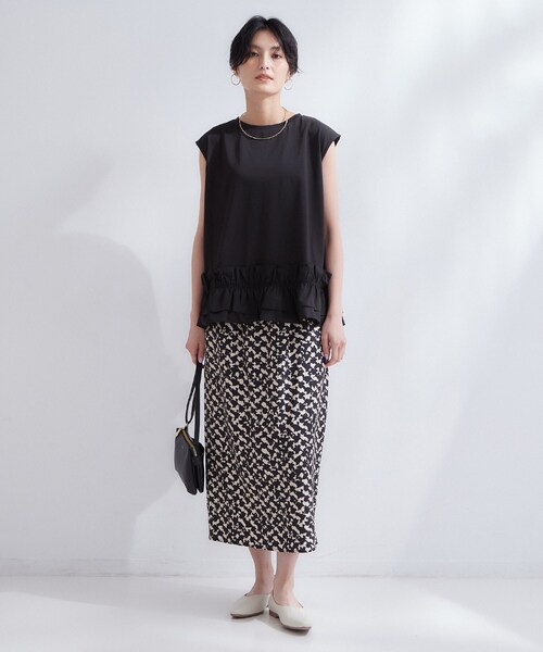 OPAQUE.CLIP（オペークドットクリップ）の「裾フリルドッキングカットソー【洗濯機OK】（Tシャツ/カットソー・レディース・ボルドー/ブラック/チャコールグレー・38/40）」の9枚目の写真