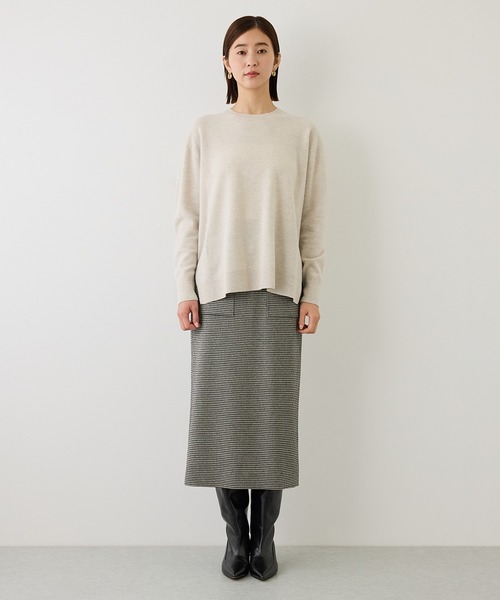 ROPE'(ロペ)の「カシミヤブレンドスリーブ釦サイドスリットニット/WEB限定カラー・イージーケア(ニット/セーター・レディース・ダークブラウン/ピンク/ネイビー/ワイン/グレー/ベージュ系その他・38)」の7枚目の写真