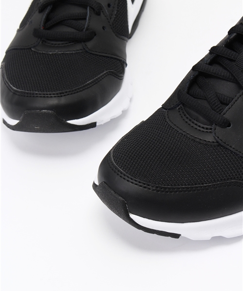 NIKE（ナイキ）の「★ナイキウィメンズＡＭ １６（スニーカー・レディース・ホワイト/ブラック・SMALL/LARGE/MEDIUM）」の7枚目の写真