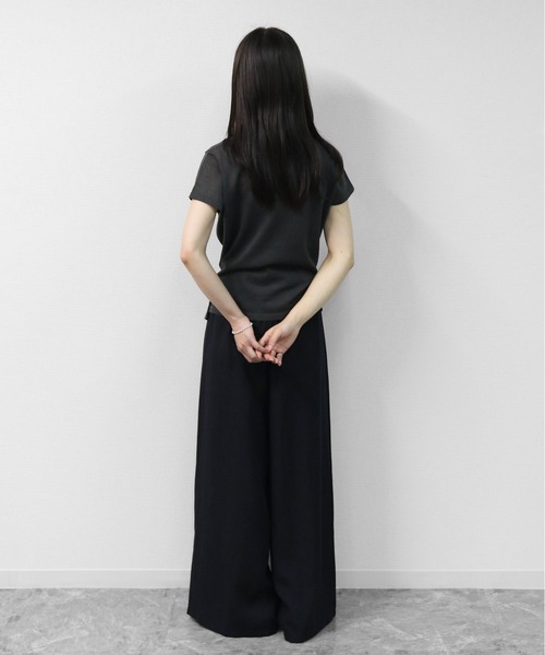 THE CELL.(ザセルドット)の「リネンブレンド ドライタッチ フロントクロス フレンチニット FRONT CROSS FRENCH SLEEVE KNIT(ニット/セーター・レディース・ブラウン/ブラック/チャコールグレー・FREE)」の18枚目の写真