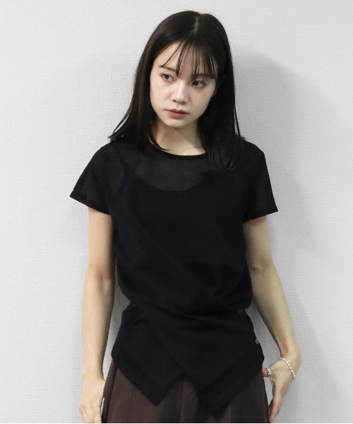 THE CELL.(ザセルドット)の「リネンブレンド ドライタッチ フロントクロス フレンチニット FRONT CROSS FRENCH SLEEVE KNIT(ニット/セーター・レディース・ブラウン/ブラック/チャコールグレー・FREE)」の5枚目の写真