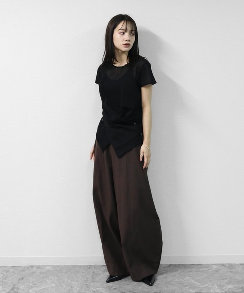 THE CELL.(ザセルドット)の「リネンブレンド ドライタッチ フロントクロス フレンチニット FRONT CROSS FRENCH SLEEVE KNIT(ニット/セーター・レディース・ブラウン/ブラック/チャコールグレー・FREE)」の9枚目の写真