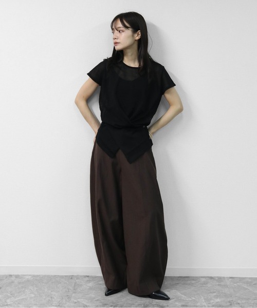 THE CELL.(ザセルドット)の「リネンブレンド ドライタッチ フロントクロス フレンチニット FRONT CROSS FRENCH SLEEVE KNIT(ニット/セーター・レディース・ブラウン/ブラック/チャコールグレー・FREE)」の7枚目の写真