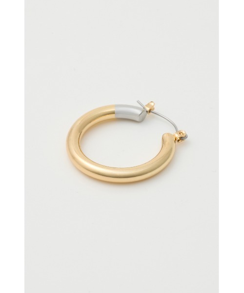 SLY（スライ）の「HOOP P/EARRINGS フープピアス（ピアス（両耳用）・レディース・シルバー/ゴールド・FREE）」の6枚目の写真