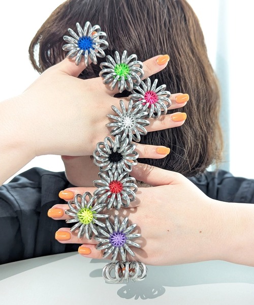 GYAN GYAN STYLE(ギャンギャンスタイル)の「FUNFLOWER ring(リング・レディース・パープル/ブラック/レモンイエロー/ライトグリーン/レッド/ピンク/ブルー/ブラウン/ホワイト・FREE)」の22枚目の写真