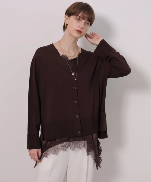 CADUNE(カデュネ)の「レースキャミ付きVカーデアンサンブル(ニット/セーター・レディース・ブラック/ベージュ/ブラウン・38)」の15枚目の写真
