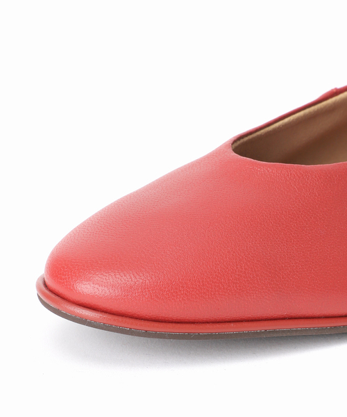 FLAT(フラット)の「レザーラウンドフラット(その他シューズ・レディース・レッド/ベージュ/ブラック系その他/ナチュラル・22cm/24cm/22.5cm/24.5cm/23cm/25cm/23.5cm)」の9枚目の写真