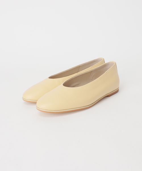 FLAT(フラット)の「レザーラウンドフラット(その他シューズ・レディース・レッド/ベージュ/ブラック系その他/ナチュラル・22cm/24cm/22.5cm/24.5cm/23cm/25cm/23.5cm)」の7枚目の写真
