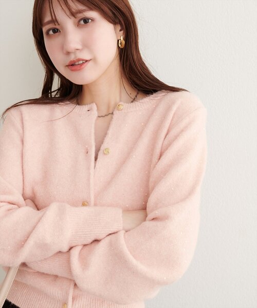 natural couture(ナチュラルクチュール)の「フラワースパンコールポケ付きカーディガン(ニット/セーター・レディース・チャコールグレー/サックスブルー/ライトベージュ/ピンク/グレー/ブラック/アイボリー・FREE)」の7枚目の写真