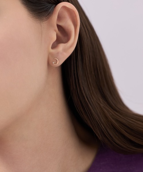4℃(ヨンドシー)の「【Autumn Limited】シルバー ダイヤモンド ムーン ピアス(ピアス(両耳用)・レディース・ピンクゴールド・FREE)」の8枚目の写真