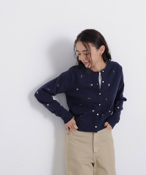 N.(N. Natural Beauty Basic)(エヌエヌナチュラルビューティーベーシック)の「ローズ刺繍カーディガン(カーディガン/ボレロ・レディース・ネイビー系/レッド系その他2/ホワイト系その他・FREE)」の19枚目の写真