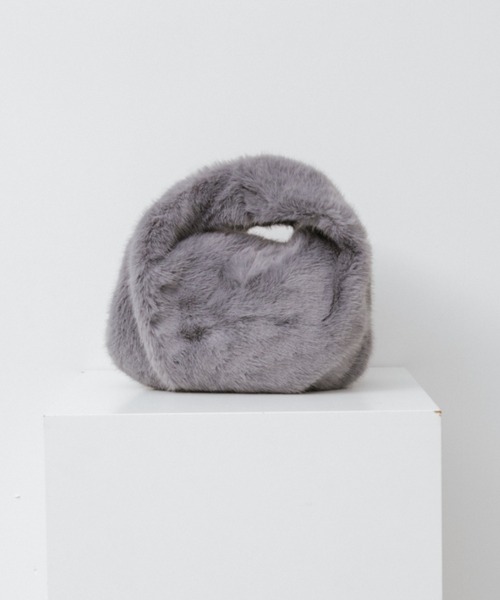 arholiday.standard(エーアールホリデースタンダード)の「Color Fur Round Bag / カラーファーラウンドバッグ(ショルダーバッグ・レディース・グリーン/グレー/ブラック・FREE)」の20枚目の写真