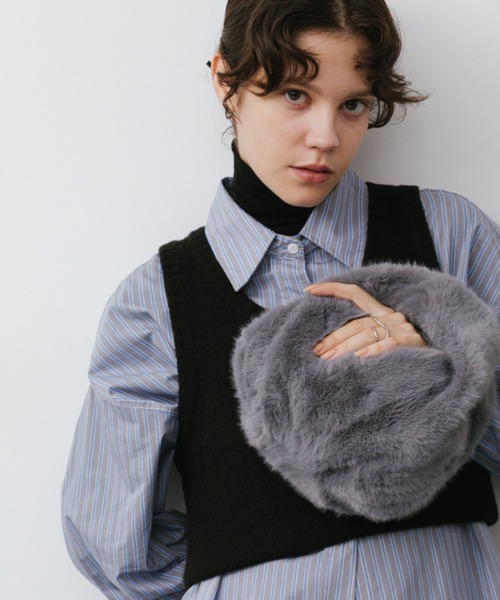 arholiday.standard(エーアールホリデースタンダード)の「Color Fur Round Bag / カラーファーラウンドバッグ(ショルダーバッグ・レディース・グリーン/グレー/ブラック・FREE)」の7枚目の写真