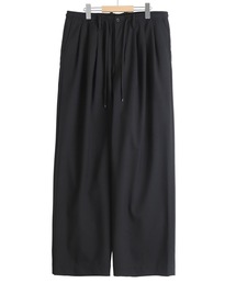 markaware（マーカウェア）の「MARKAWARE / マーカウェア：TRIPLE PLEATED EASY TROUSERS ORGANIC WOOL 2/80 TROPICAL：A26B04PT02C[MUS]（スラックス）」