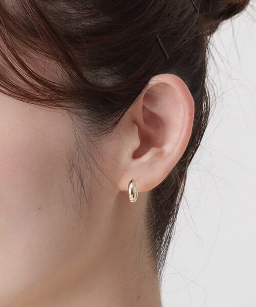 ITS'DEMO(イッツデモ)の「タイニーフープワンタッチピアス(ピアス(両耳用)・レディース・シルバー/ゴールド・00)」の6枚目の写真