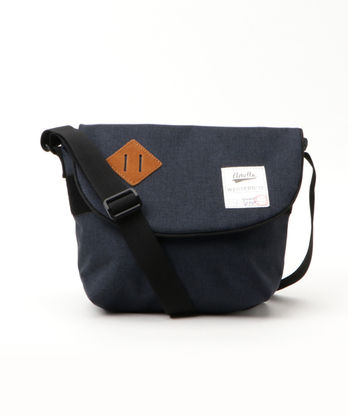 anello（アネロ）の「【anello】ポリメッセンジャーバッグS/アネロ（メッセンジャーバッグ・レディース・ネイビー/ブラック/マルチ・FREE）」の11枚目の写真