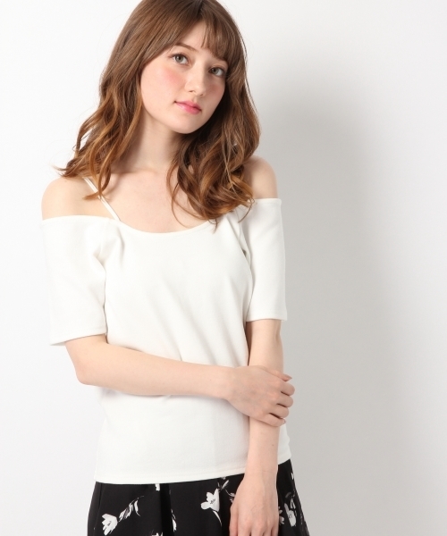 Heather(ヘザー)の「2WAYオフショルT 761820(Tシャツ/カットソー・レディース・アイボリー/ブラック/グリーン・FREE)」の2枚目の写真