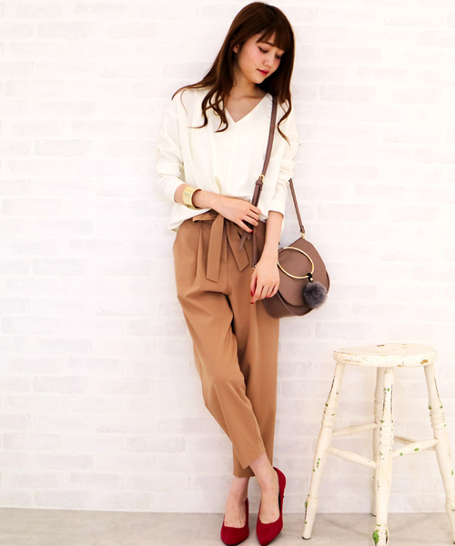 N.(N. Natural Beauty Basic)(エヌエヌナチュラルビューティーベーシック)の「 【Ray 10月号掲載】ベーシックパンプス(パンプス・レディース・ブラック/グレー/ベージュ/ピンク・MEDIUM/LARGE/SMALL)」の17枚目の写真