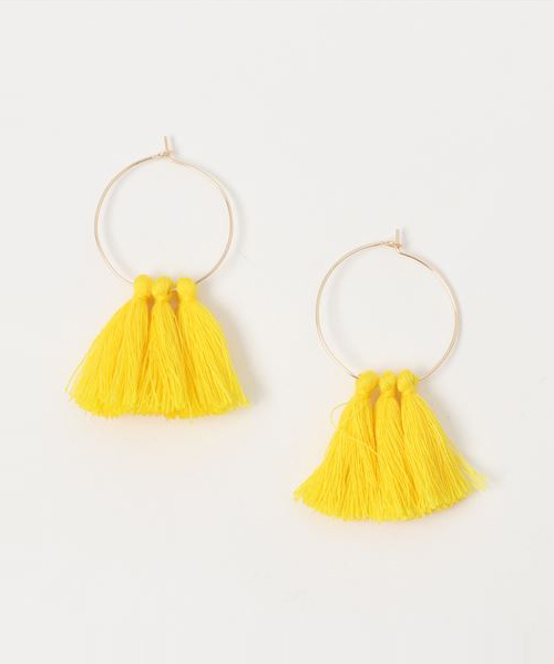 TONE SELECT GOODS(トーンセレクトグッズ)の「【glou】フリンジタッセルピアス(ピアス(両耳用)・レディース・ベージュ/レッド/ピンク系その他/ミント/イエロー/トリコロール/ピンク系その他2/スカイブルー・FREE)」の5枚目の写真