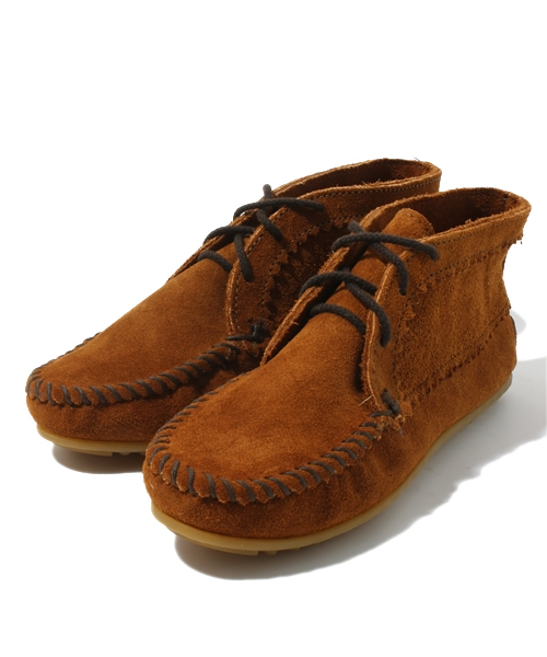 SHIPS for women(シップスフォーウィメン)の「MINNETONKA:アンクルカット ブーツ(スニーカー・レディース・ブラック/ブラウン・35/36/37/38)」の2枚目の写真