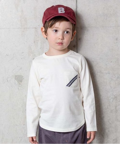 BREEZE(ブリーズ)の「ネット限定 胸ポケットTシャツ(Tシャツ/カットソー・キッズ・グレー/カーキ/ネイビー/オフホワイト/レッド・80/90/95/100/110/120/130/140)」の2枚目の写真