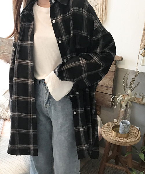 chuclla(チュクラ)の「【chuclla】オーバーサイズチェックシャツ chw713(シャツ/ブラウス・レディース・ブラック/ホワイト・FREE)」の22枚目の写真