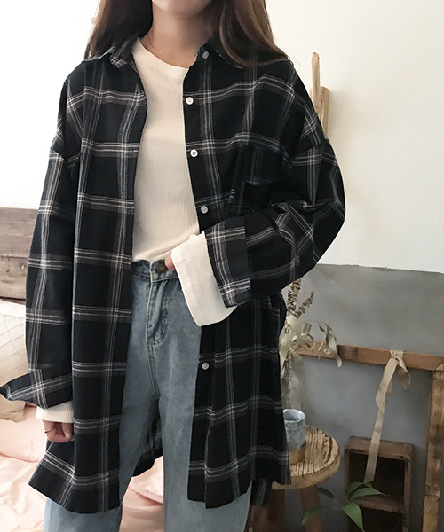chuclla(チュクラ)の「【chuclla】オーバーサイズチェックシャツ chw713(シャツ/ブラウス・レディース・ブラック/ホワイト・FREE)」の11枚目の写真