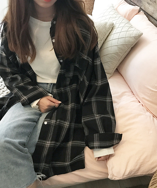 chuclla(チュクラ)の「【chuclla】オーバーサイズチェックシャツ chw713(シャツ/ブラウス・レディース・ブラック/ホワイト・FREE)」の8枚目の写真