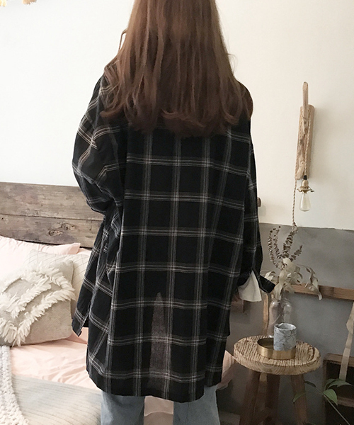 chuclla(チュクラ)の「【chuclla】オーバーサイズチェックシャツ chw713(シャツ/ブラウス・レディース・ブラック/ホワイト・FREE)」の13枚目の写真