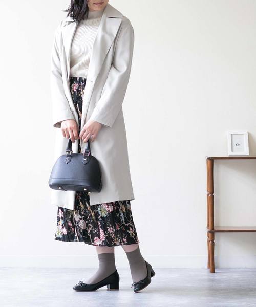menue(メヌエ)の「スクエアトゥ チャンキーヒールバレエシューズ(バレエシューズ・レディース・ブラック/レッド/ブラウン系その他/ブルー系その他/シルバー/ブラック系その他・22.5cm/23.5cm/24.5cm/25.5cm/23.0cm/24.0cm/25.0cm/26.0cm/21.5cm/22.0cm)」の9枚目の写真