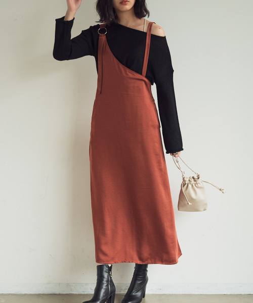 Aunt Marie's（アントマリーズ）の「AUNT MARIE'S サテンワンショルワンピース（ワンピース・レディース・ブラック/ブラウン/ベージュ/グリーン・FREE）」の3枚目の写真