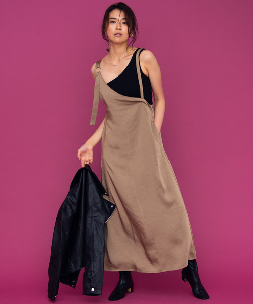 Aunt Marie's（アントマリーズ）の「AUNT MARIE'S サテンワンショルワンピース（ワンピース・レディース・ブラック/ブラウン/ベージュ/グリーン・FREE）」の6枚目の写真