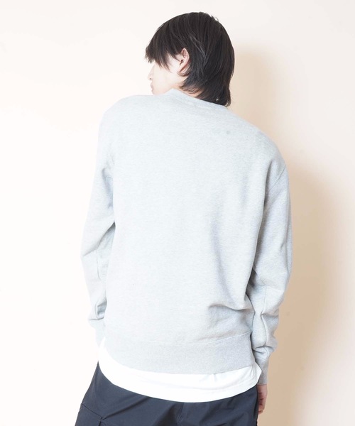 Champion（チャンピオン）の「【CHAMPION/チャンピオン】裏起毛クルースウェット/トレーナー　Ｃ３－Ｑ００６　ワンポイント　刺繍（スウェット・メンズ・杢グレー/ブラック/ダークグリーン/ネイビー/ホワイト/ブラウン・SMALL/MEDIUM/LARGE/X-LARGE/XX-LARGE）」の15枚目の写真