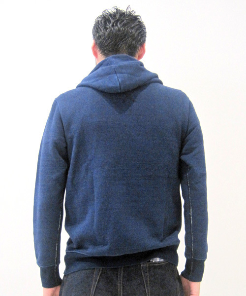 Denime(ドゥニーム)の「INDIGO HEAVY SWEAT PULL OVER PARKA(パーカー・メンズ・ブラック/ネイビー・MEDIUM/LARGE/SMALL)」の15枚目の写真