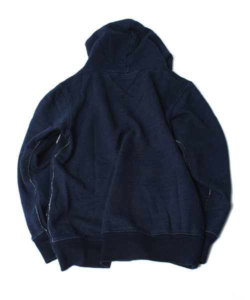 Denime(ドゥニーム)の「INDIGO HEAVY SWEAT PULL OVER PARKA(パーカー・メンズ・ブラック/ネイビー・MEDIUM/LARGE/SMALL)」の9枚目の写真