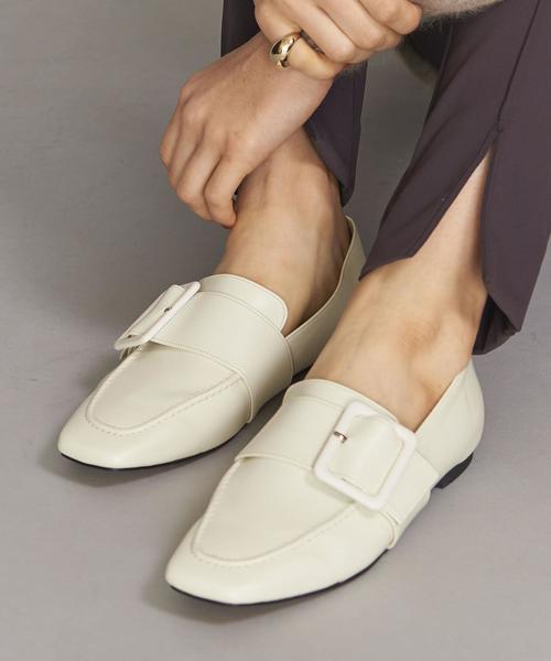 BEAUTY&YOUTH UNITED ARROWS（ビューティーアンドユースユナイテッドアローズ）の「BY ビッグバックルベルトローファー（ローファー・レディース・ブラック/オフホワイト・36/35h/37/36h/37h/38）」の5枚目の写真