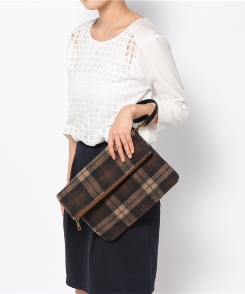 SENSE OF PLACE by URBAN RESEARCH（センスオブプレイスバイアーバンリサーチ）の「チェッククラッチバッグ（クラッチバッグ・レディース・ベージュ/ブルー/ネイビー/ライトブルー・FREE）」の8枚目の写真