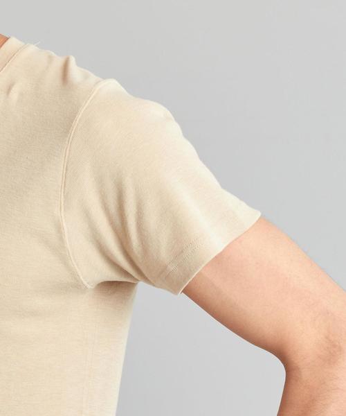 HANES（ヘインズ）の「【WORK TRIP OUTFITS】[ ヘインズ ] Hanes ★WTO Vネック Tシャツ（Tシャツ/カットソー・メンズ・ベージュ/ホワイト・X-LARGE/MEDIUM/LARGE）」の9枚目の写真