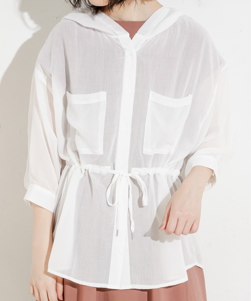 natural couture（ナチュラルクチュール）の「フード付きシアーシャツ（シャツ/ブラウス・レディース・ベージュ/オフホワイト/カーキ・FREE）」の13枚目の写真