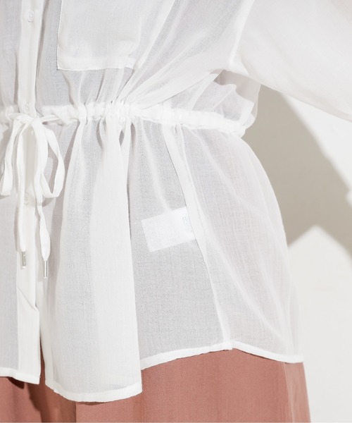 natural couture（ナチュラルクチュール）の「フード付きシアーシャツ（シャツ/ブラウス・レディース・ベージュ/オフホワイト/カーキ・FREE）」の18枚目の写真