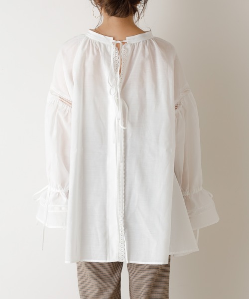 Chico（チコ）の「コットンレースギャザーブラウス（シャツ/ブラウス・レディース・ブラック/ベージュ/アイボリー・FREE）」の11枚目の写真