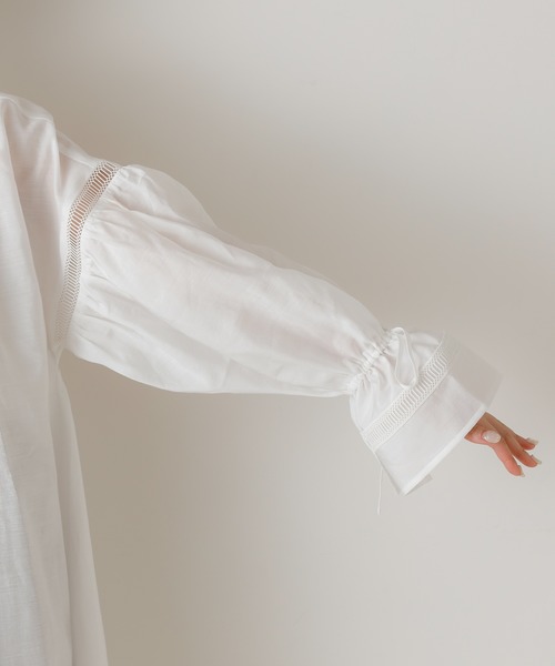 Chico（チコ）の「コットンレースギャザーブラウス（シャツ/ブラウス・レディース・ブラック/ベージュ/アイボリー・FREE）」の15枚目の写真