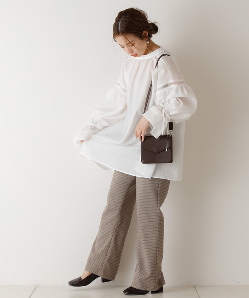 Chico（チコ）の「コットンレースギャザーブラウス（シャツ/ブラウス・レディース・ブラック/ベージュ/アイボリー・FREE）」の8枚目の写真