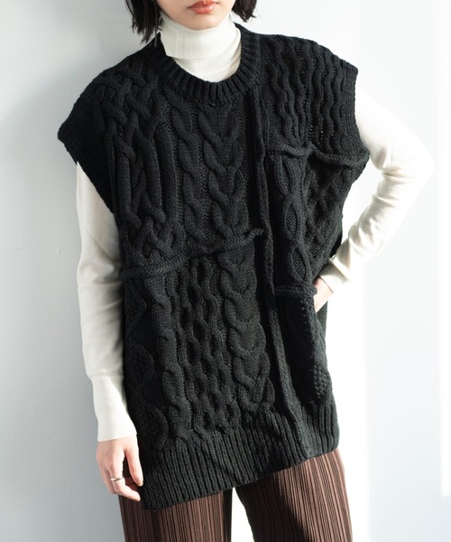 Aunt Marie's（アントマリーズ）の「オーバーシルエットケーブルニットベスト / AUNT MARIE'S（ベスト・レディース・ブラック/ブラウン/アイボリー・FREE）」の11枚目の写真
