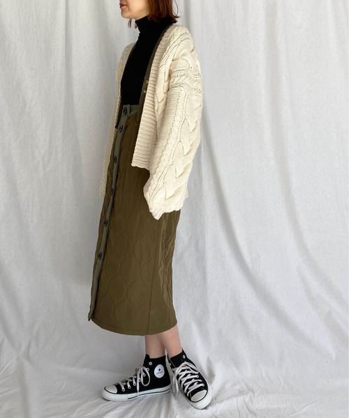 PICCIN（ピッチン）の「ケーブル編みオーバーサイズカーディガン（カーディガン/ボレロ・レディース・チャコールグレー/オフホワイト/グレイッシュベージュ・M）」の8枚目の写真