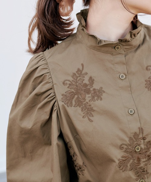 one after another NICE CLAUP（ワンアフターアナザーナイスクラップ）の「プチハイ刺繍ブラウス（シャツ/ブラウス・レディース・オフホワイト/ブラウン/ブラウン系その他・FREE）」の13枚目の写真