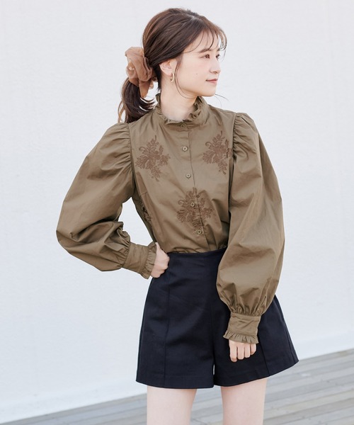 one after another NICE CLAUP（ワンアフターアナザーナイスクラップ）の「プチハイ刺繍ブラウス（シャツ/ブラウス・レディース・オフホワイト/ブラウン/ブラウン系その他・FREE）」の11枚目の写真